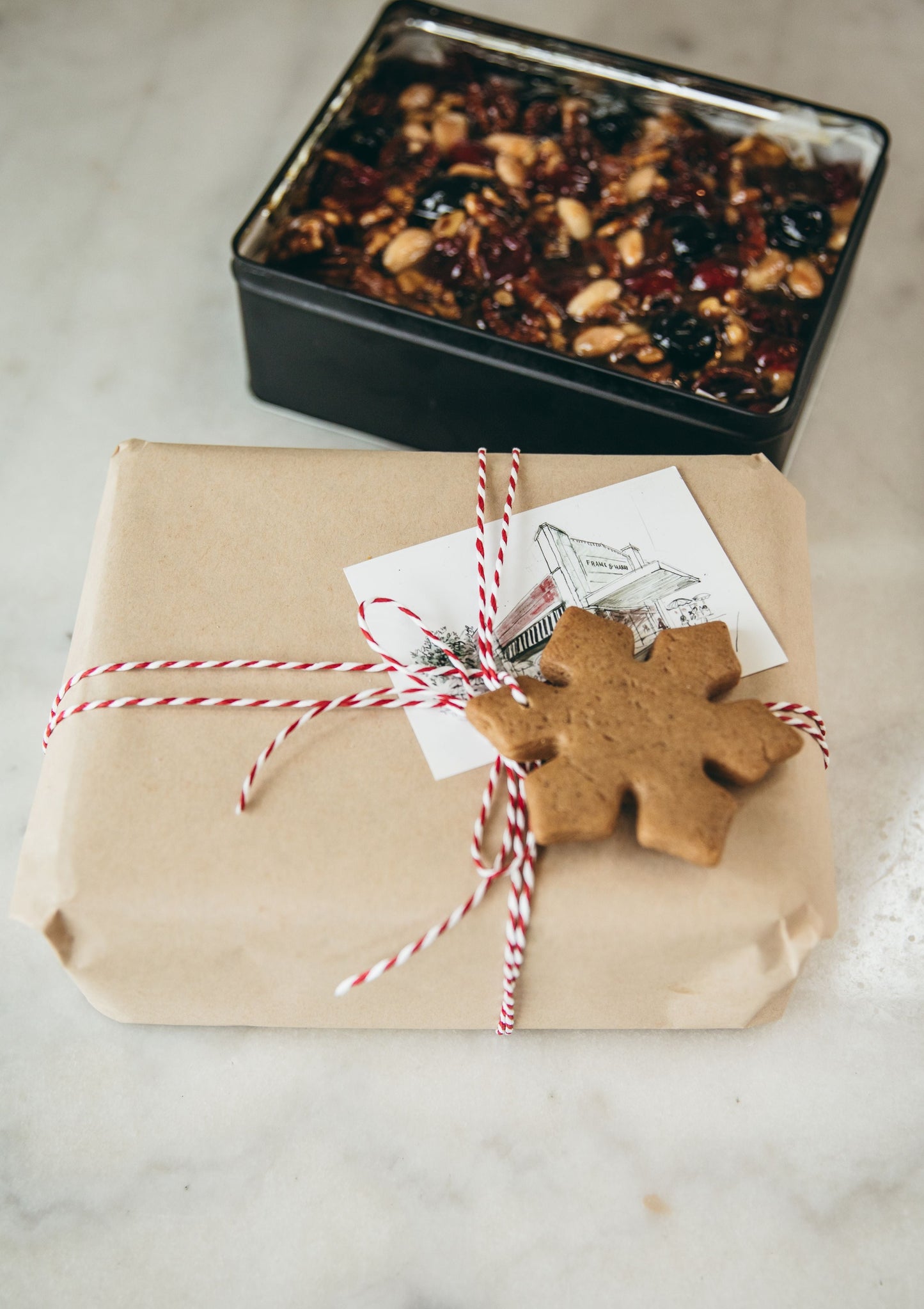 Christmas Cake Tin
