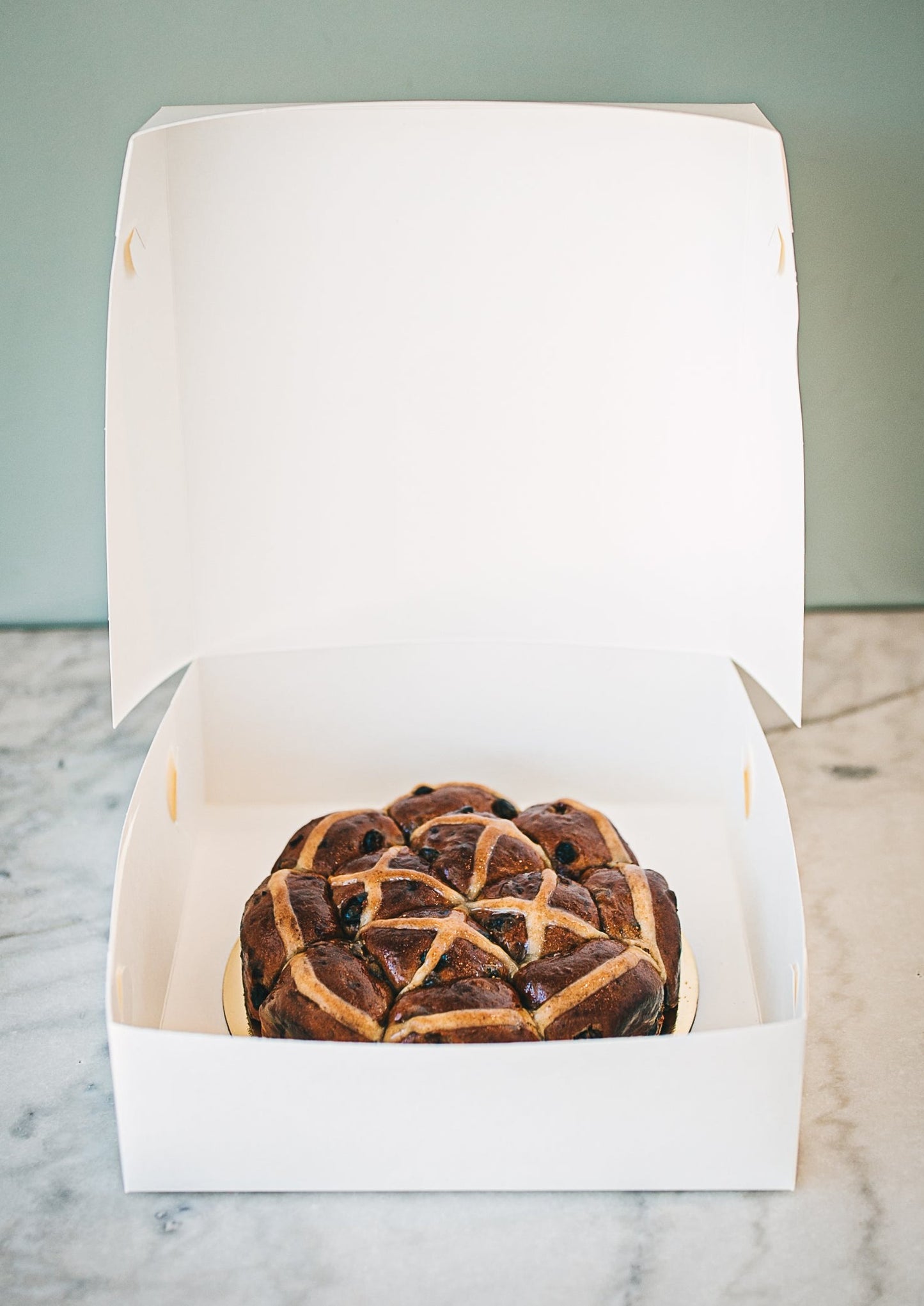 Traditional Fruit Hot Cross Bun Pull Apart