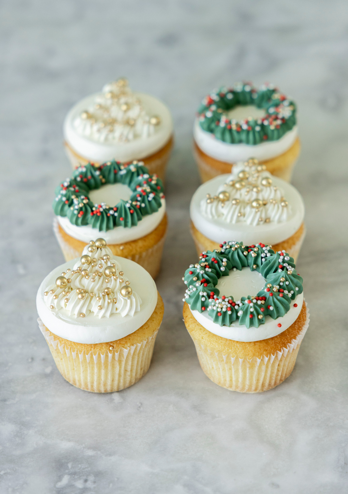 Christmas Cupcakes x 12