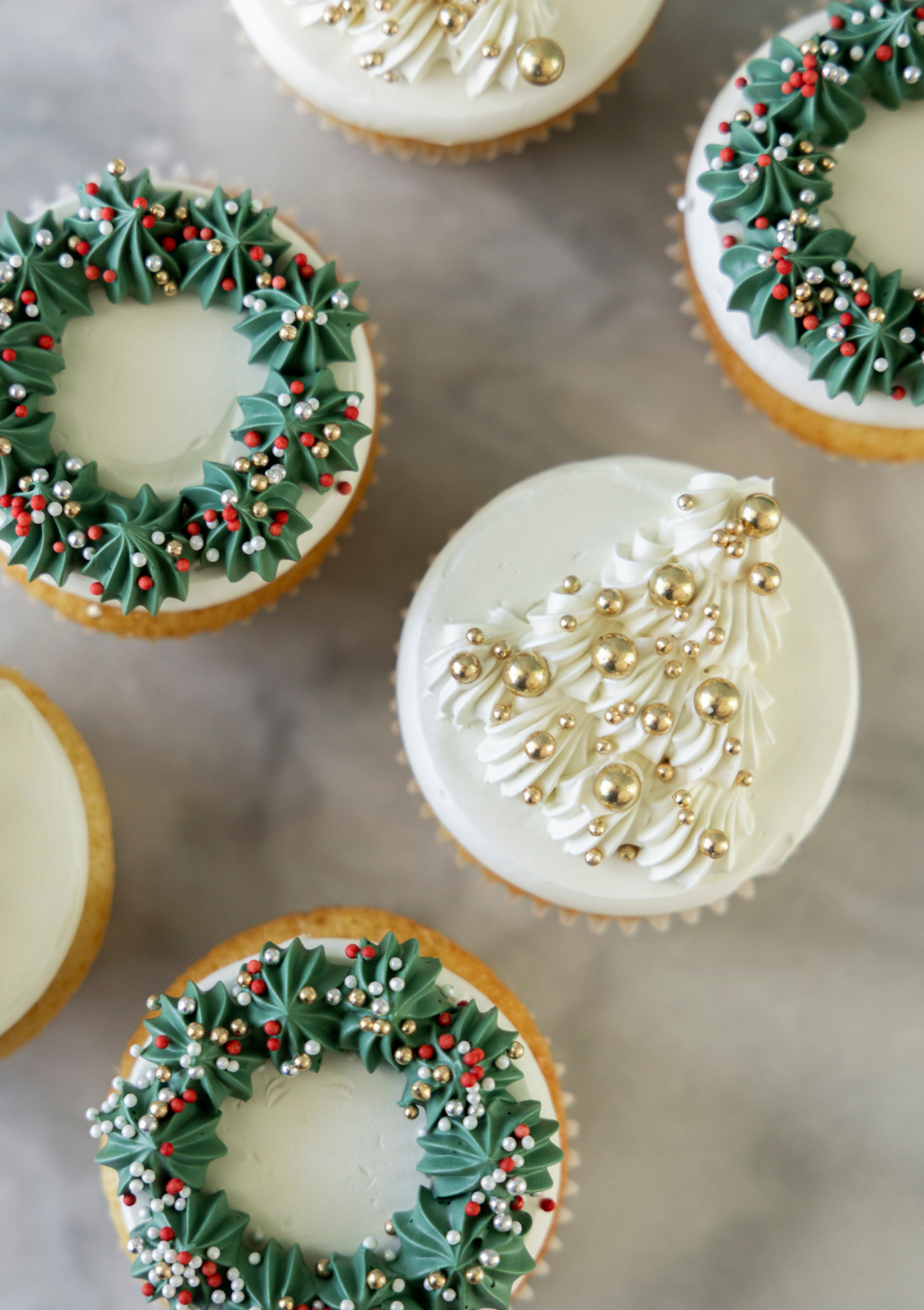Christmas Cupcakes x 12